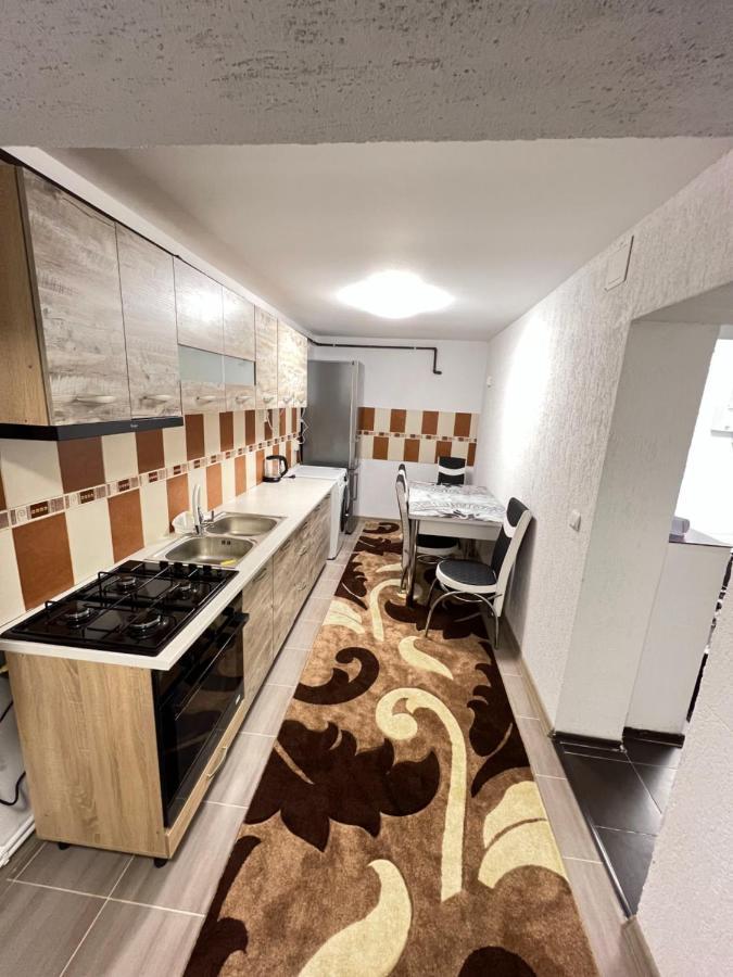 Jas Apartament Apartman Lupény Kültér fotó