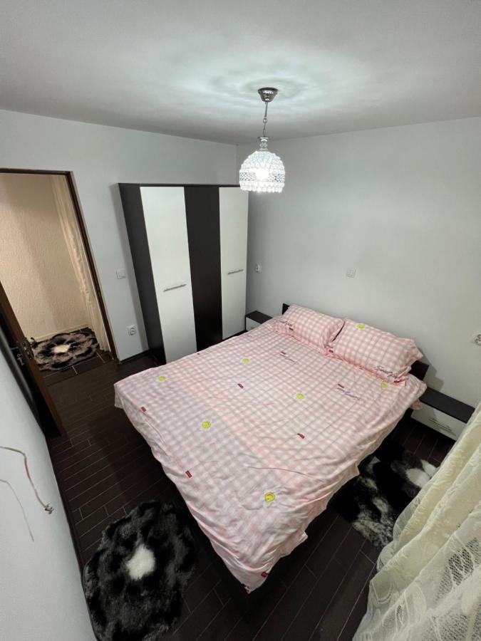 Jas Apartament Apartman Lupény Kültér fotó