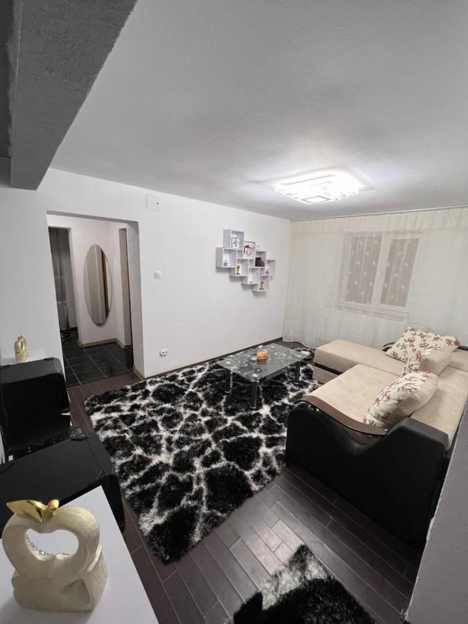Jas Apartament Apartman Lupény Kültér fotó